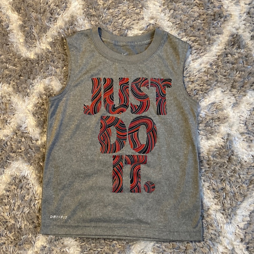 Nike Boys Tank